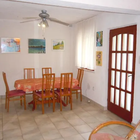 Appartement Adriana & Serena Vir