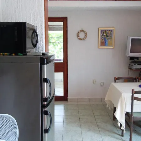 Adriana & Serena Appartement Vir